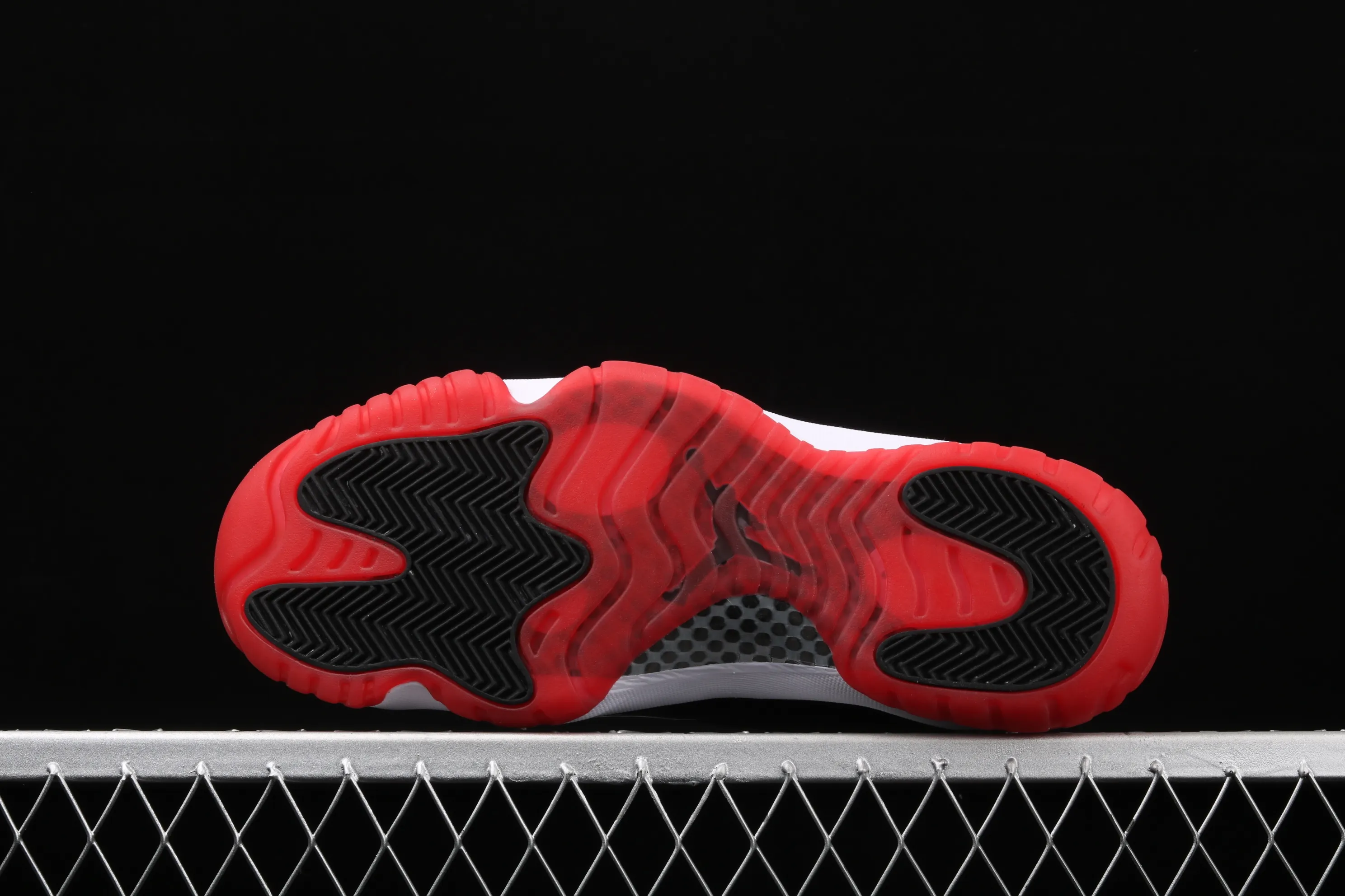 All Categories Air Jordan Jordan Series Basketball Shoes Air Jordan 11 Pure Original Version Air Jordan 11 Retro Low AJ11 Joe 11 Patent Leather Black Red Low Top Real Standard Real Carbon AV2187-160